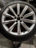 Sneeuwbanden met originele Audi velg 19”, Auto-onderdelen, Banden en Velgen, Gebruikt, Banden en Velgen, Winterbanden, 235 mm