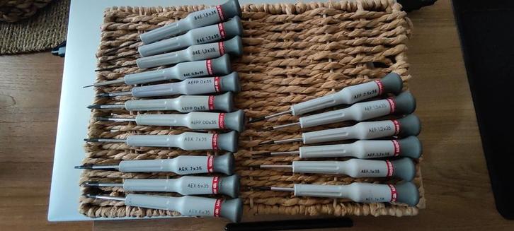 Facom set van 10 precisieschroevendraaiers, Doe-het-zelf en Bouw, Gereedschap | Handgereedschap, Gebruikt, Ophalen of Verzenden