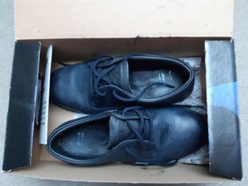 Cofra veiligheidsschoenen maat 39 beschikbaar voor biedingen