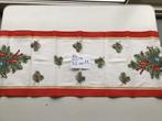 diverse kleine kerst tafelkleedjes en andere kerstversiering, Diversen, Kerst, Ophalen of Verzenden, Zo goed als nieuw