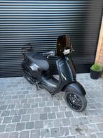 Vespa sprint e4 2020 A klasse, Fietsen en Brommers, Ophalen