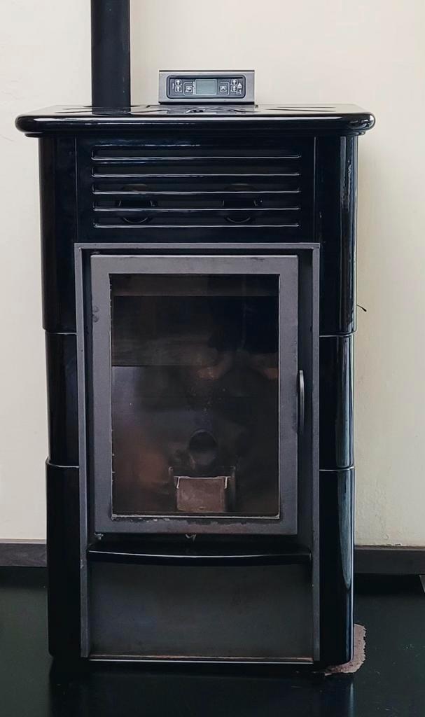 Palladio pelletkachel van 13 kw, Huis en Inrichting, Kachels, Gebruikt, Vrijstaand, Pelletkachel, Ophalen