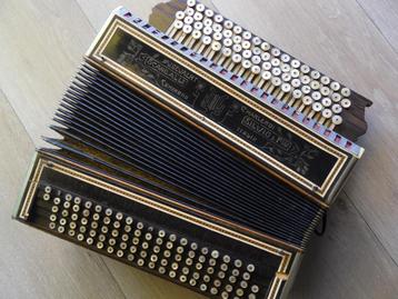 Ancien accordéon Scandali, Musique & Instruments, Enlèvement ou Envoi, Utilisé