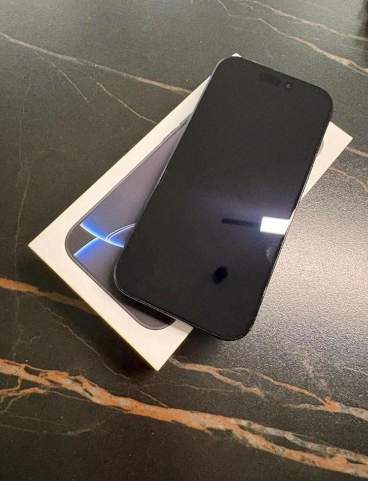 Protection pour Apple iPhone 16 Pro+, Télécoms, Téléphonie mobile | Apple iPhone, Comme neuf, 128 GB, iPhone 16 Pro, Noir, Enlèvement