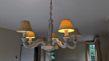 Beau lustre en bois style classique 80 cm beschikbaar voor biedingen