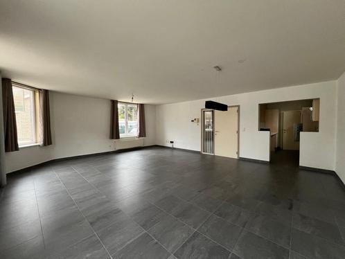 Appartement te koop in Roeselare, 2 slpks, Immo, Huizen en Appartementen te koop, Appartement, B