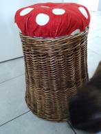 rotan paddenstoelkrukje, Huis en Inrichting, Ophalen, Gebruikt, Overige materialen