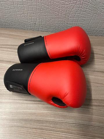 Outshock Boxhandschoenen 12 oz – Bijna Nieuw beschikbaar voor biedingen
