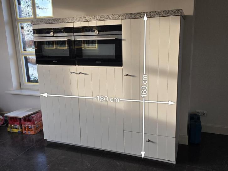 Keuken uitgerust in 2 parallelle delen, Huis en Inrichting, Keuken | Complete keukens, Dubbelwandige keuken, Wit, Graniet of Steen