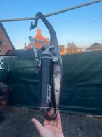 Yasuni z horizontaal, Fietsen en Brommers, Ophalen, Uitlaat