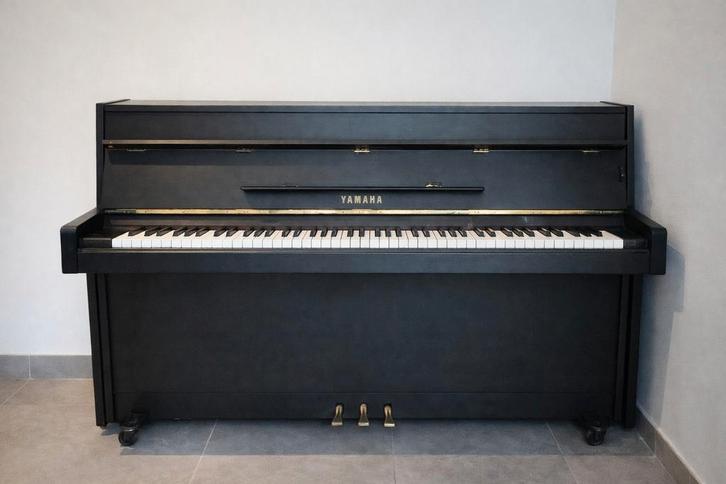 Piano  droit Yamaha, Musique & Instruments, Pianos, Utilisé, Piano, Noir, Enlèvement