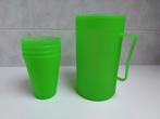 Pot en plastique avec 4 gobelets, vert., Enlèvement ou Envoi, Comme neuf