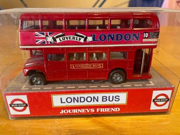 Model: Londense dubbeldekkerbus, rood 