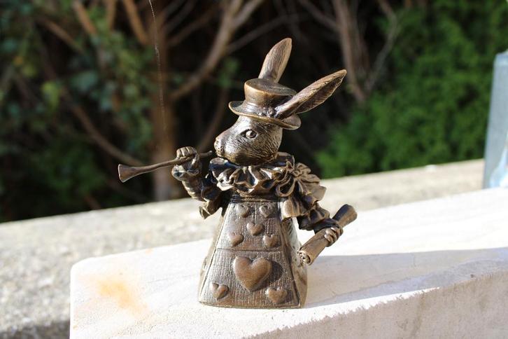 clochette de table bronze signé, ALICE au pays ...., Antiquités & Art, Antiquités | Bronze & Cuivre, Bronze, Enlèvement ou Envoi