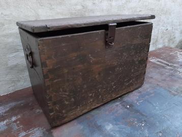 Oude houten kist L72xD44xH49