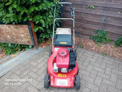Grasmaaier OREC zelftrekker, Tuin en Terras, Grasmaaiers, Zo goed als nieuw, Versnellingen, Ophalen