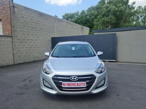 Hyundai i30 1.4i Twist *Nieuwe Staat 1ste Eigenaar Velgen 18, Auto's, Hyundai, Te koop, i30, ABS, Adaptieve lichten, Airbags, Airconditioning