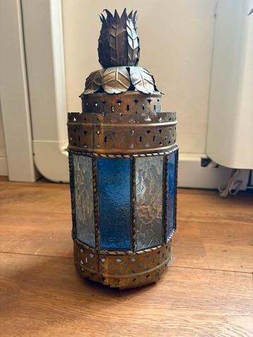 Zeer mooie hanglamp met loodglas beschikbaar voor biedingen