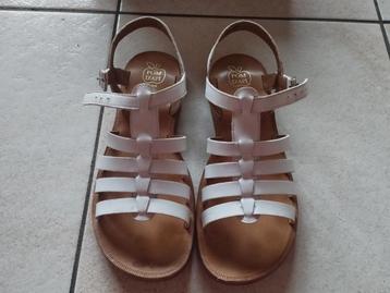 Witte sandalen pomme d'api - maat 37, Enlèvement ou Envoi, Neuf