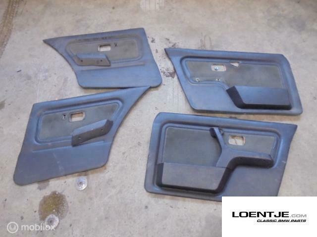 set blauwe deurpanelen bmw e30 325i 320i 318i 316 etc, Auto-onderdelen, Interieur en Bekleding, BMW, Gebruikt, Ophalen of Verzenden