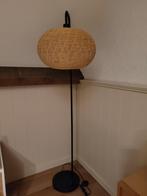 rotan staanlamp, Huis en Inrichting, Lampen | Vloerlampen, Ophalen, Nieuw