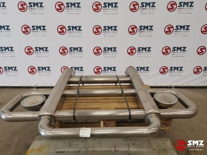 Occ Bullbar chromé avec spots, Autos : Pièces & Accessoires, Pièces camion, Autres marques, Autres pièces automobiles, Utilisé