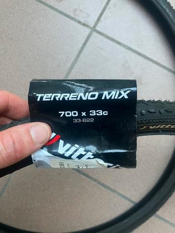 Gravelbanden Vittoria Terreno mix 700 x 33mm beschikbaar voor biedingen