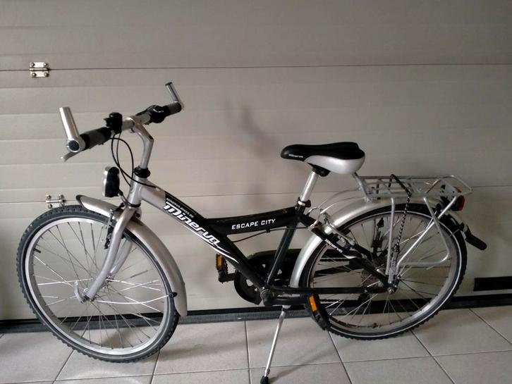 Jongensfiets 24 inch met 6 versnellingen, Fietsen en Brommers, Fietsen | Dames | Sportfietsen en Toerfietsen, Ophalen