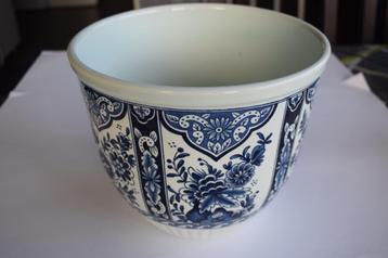 Delfts blauw beschikbaar voor biedingen