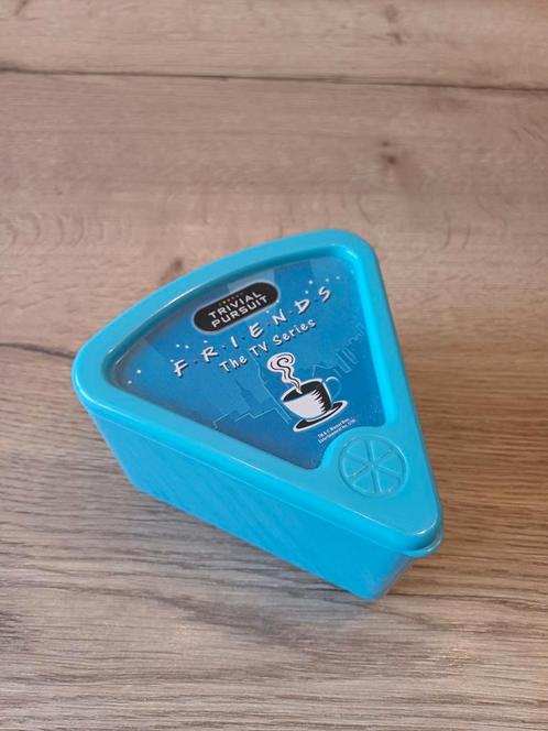 ´Friends Trivial Pursuit´ (ENGELS) te koop, Hobby en Vrije tijd, Gezelschapsspellen | Kaartspellen, Gebruikt, Een of twee spelers