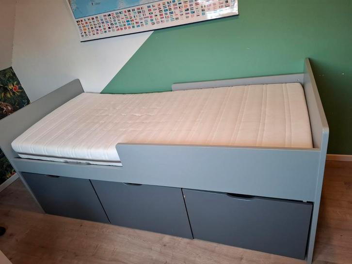 Bed met 3 opbergbakken, Maison & Meubles, Chambre à coucher | Lits, Utilisé, Une personne, 90 cm, 200 cm, Autres matériaux, Gris