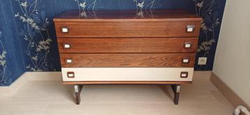 vintage midcentury palissander ladekast  beschikbaar voor biedingen