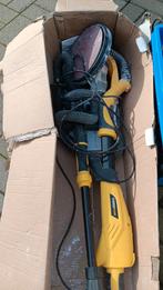 Drie Schuurtoestelen verver, Ophalen