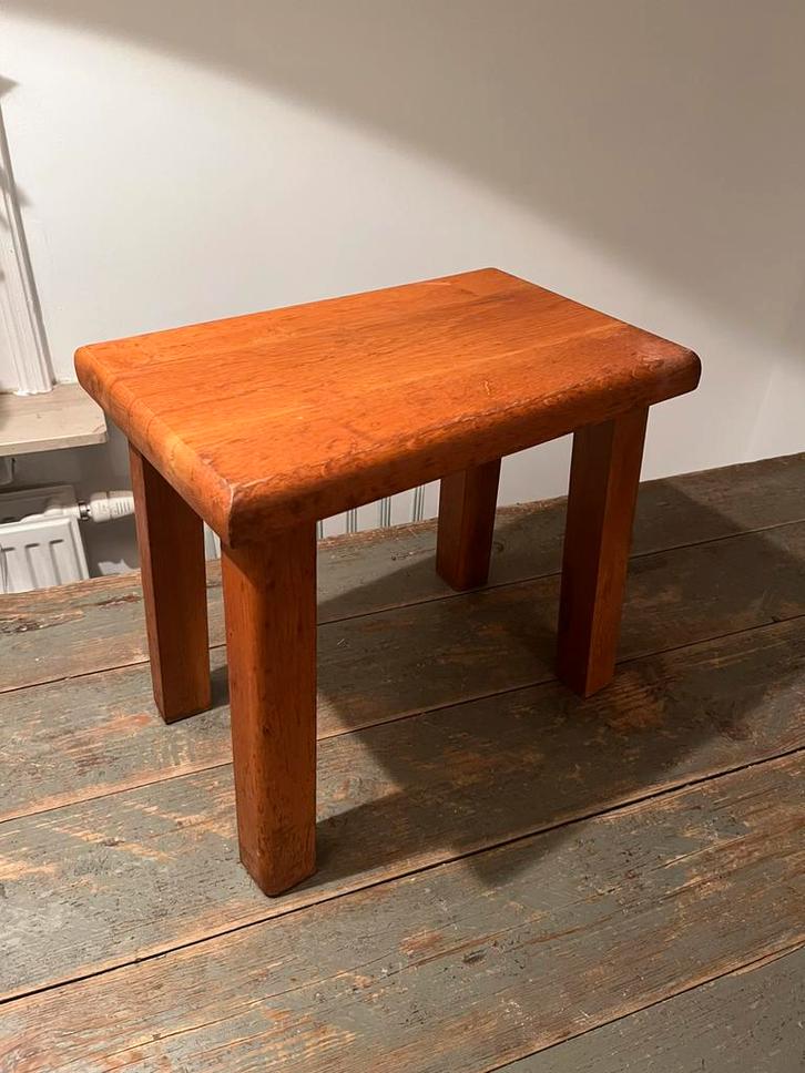 VINTAGE SIMPELE HOUTEN KRUK BANKJE MASSIEF HOUT BRUTALIST, Maison & Meubles, Chaises, Comme neuf, Une, Bois, Brun, Enlèvement ou Envoi