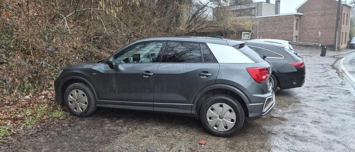 Audi Q2 Sline, Auto's, Audi, Particulier, Q2, ABS, Achteruitrijcamera, Adaptieve lichten, Benzine, Euro 6, 5 deurs, Automaat, Zilver of Grijs