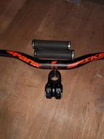 Spank vibrocore 31,8 x 74    . Spank stuur stem +grips, Gebruikt, Ophalen of Verzenden