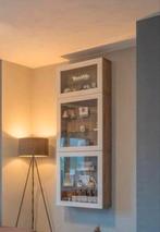 Vitrinekast, Huis en Inrichting, Ophalen, Zo goed als nieuw, Met deur(en)