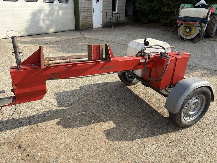 houtklover klover benzine motor, Zakelijke goederen, Machines en Bouw | Tuin, Park en Bosbouw, Overige typen