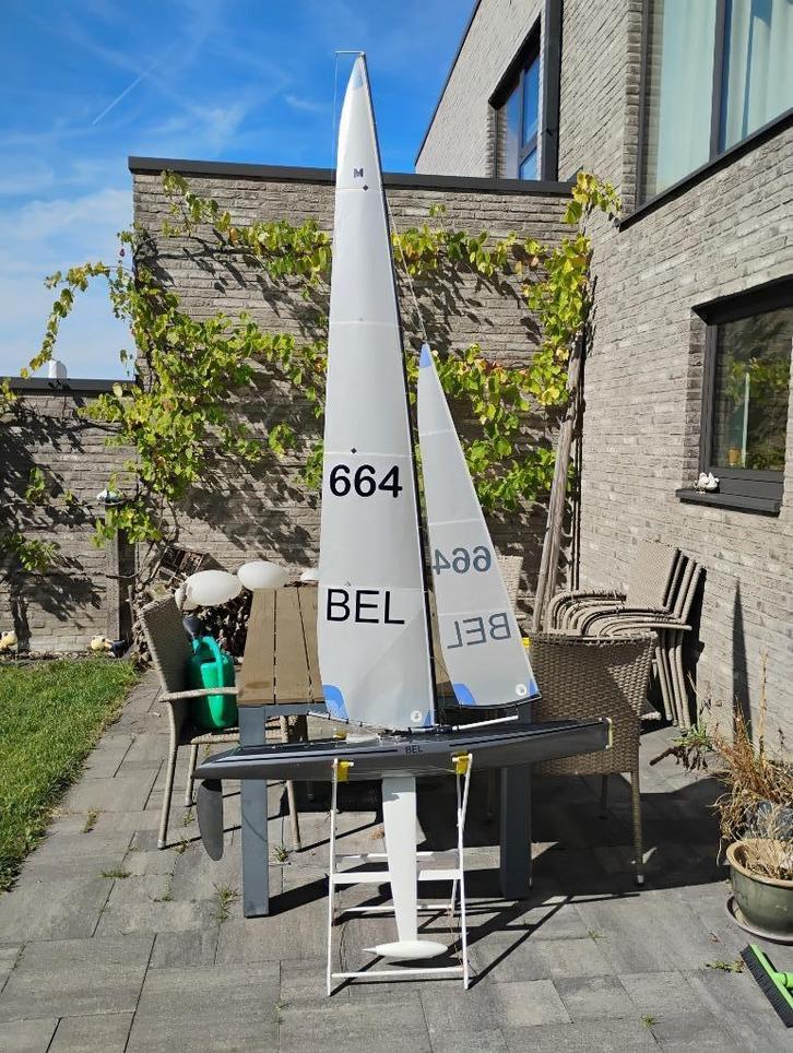 RC zeilboot  wedstrijd klasse marblehead, Hobby en Vrije tijd, Modelbouw | Boten en Schepen, Gebruikt, Ophalen