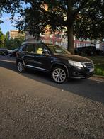 Volkswagen Tiguan 4X4 R-Line FULL DSG 2.0 DIESEL EURO 5, Auto's, Automaat, Euro 5, Parkeersensor, Beige