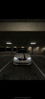 Bmw 1-Serie 116i / E87, Auto's, BMW, 1596 cc, Zwart, Wit, 1200 kg