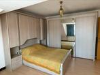Slaapkamer met ruime, grote kasten, Huis en Inrichting, Slaapkamer | Bedden, Ophalen, Zo goed als nieuw, Tweepersoons, Hout