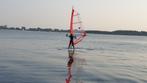2 Windsurfplanken met zeil, Sports nautiques & Bateaux, Avec aileron(s), Ensemble complet, Enlèvement, Utilisé