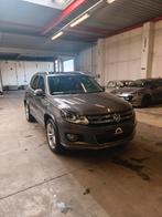 Volkswagen Tiguan R-line 1.9 Tdi, Auto's, Volkswagen, Voorwielaandrijving, Euro 5, Zwart, 4 cilinders