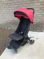 Mountain Buggy nano (zwart en rood) + buggyboard, Kinderen en Baby's, Buggy's, Ophalen, Gebruikt, Overige merken, Verstelbare rugleuning