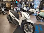 Piaggio Beverly 400 met gratis topkoffer, 400 cc, Scooter, Bedrijf, Minimaal motorrijbewijs A2