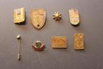 Heel veel 19 insignes en andere leuke curiosa., Ophalen of Verzenden, Overige soorten, Embleem of Badge