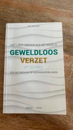 Wil van Nus - Geweldloos verzet op school, Gelezen, Wil van Nus, Ophalen of Verzenden