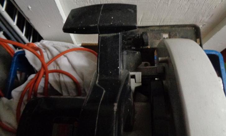 cirkelzaag, Doe-het-zelf en Bouw, Gereedschap | Zaagmachines, Gebruikt, Cirkelzaag, Ophalen of Verzenden