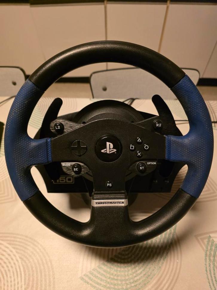 Thrustmaster T150 Force Feedback, Games en Spelcomputers, Spelcomputers | Sony Consoles | Accessoires, Gebruikt, PlayStation 4